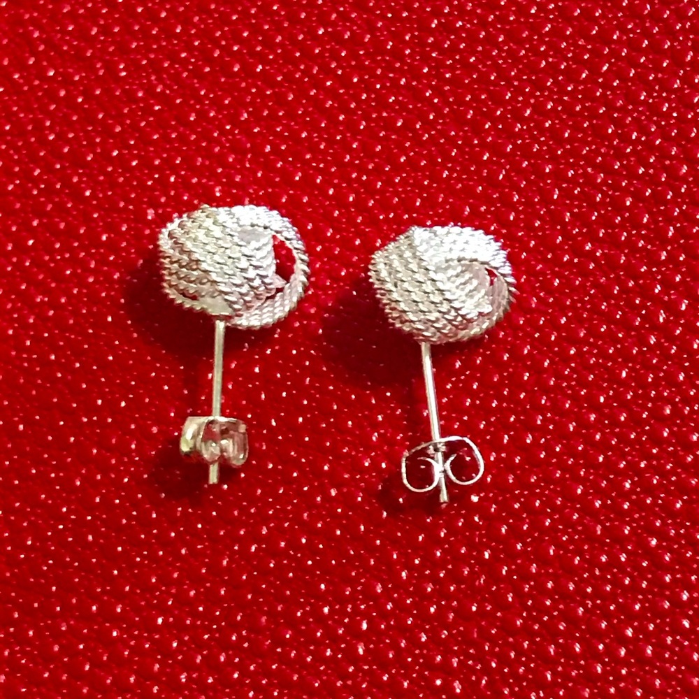 Love Knot earrings